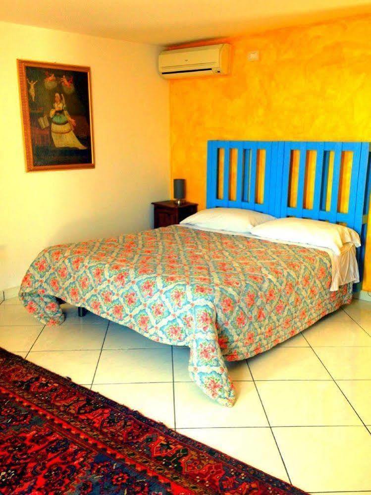 Bed and Breakfast Casa Sul Mare Катания Экстерьер фото